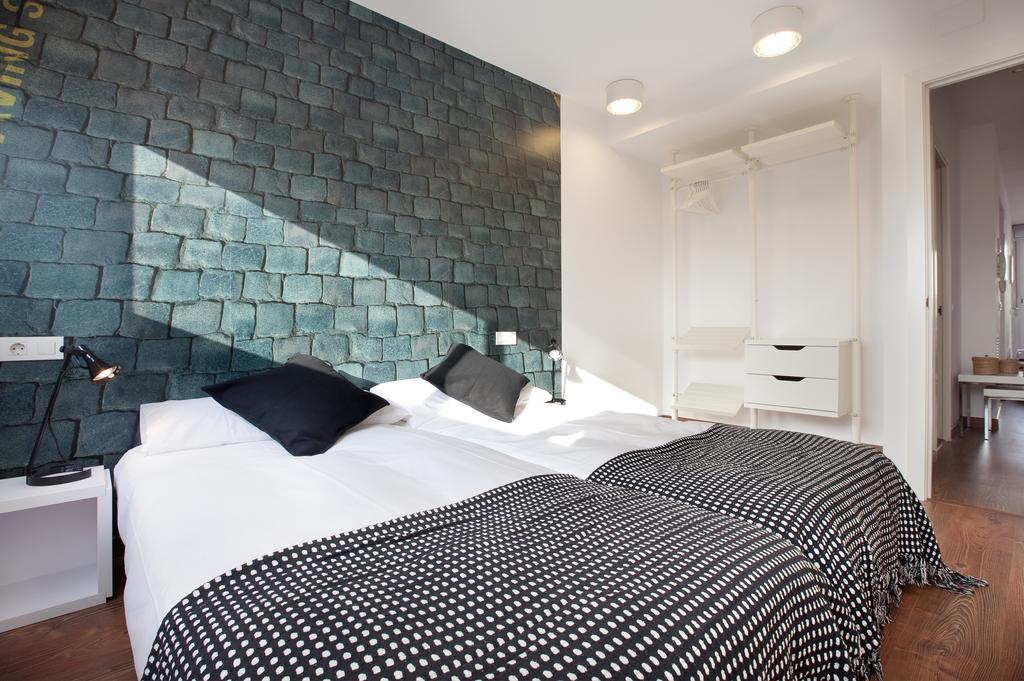 Ab Montjuic Apartment Barcelona Bilik gambar