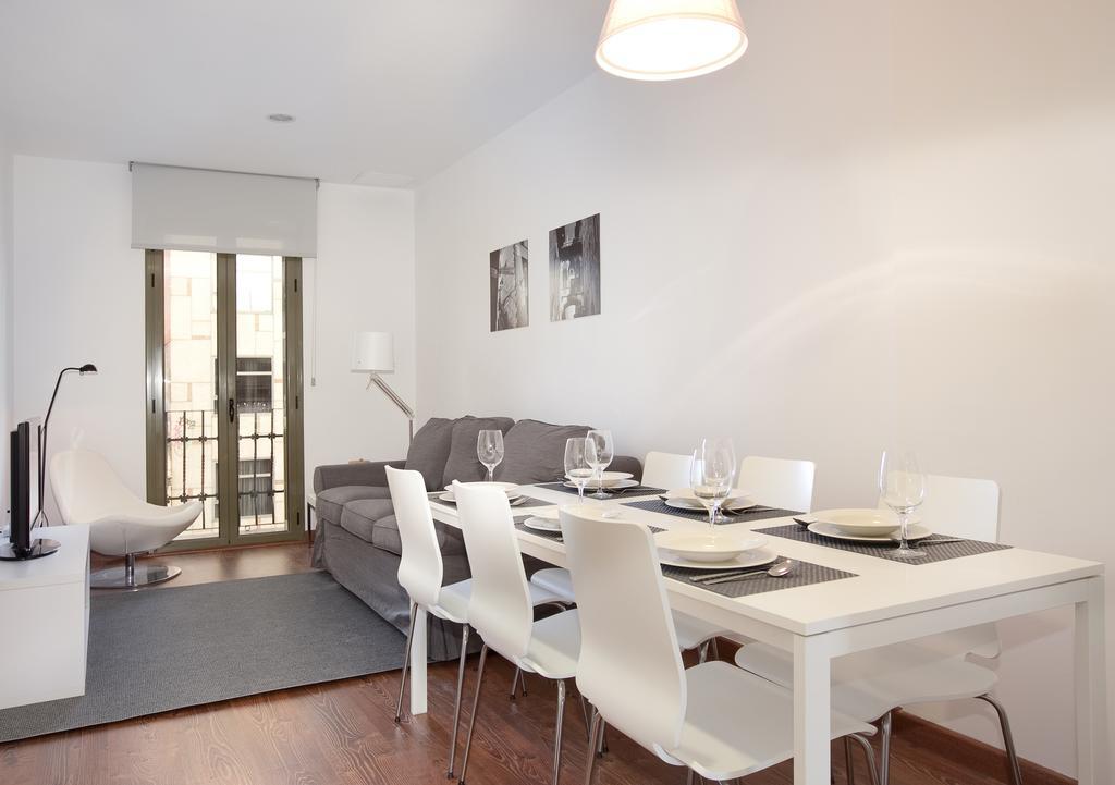 Ab Montjuic Apartment Barcelona Bilik gambar