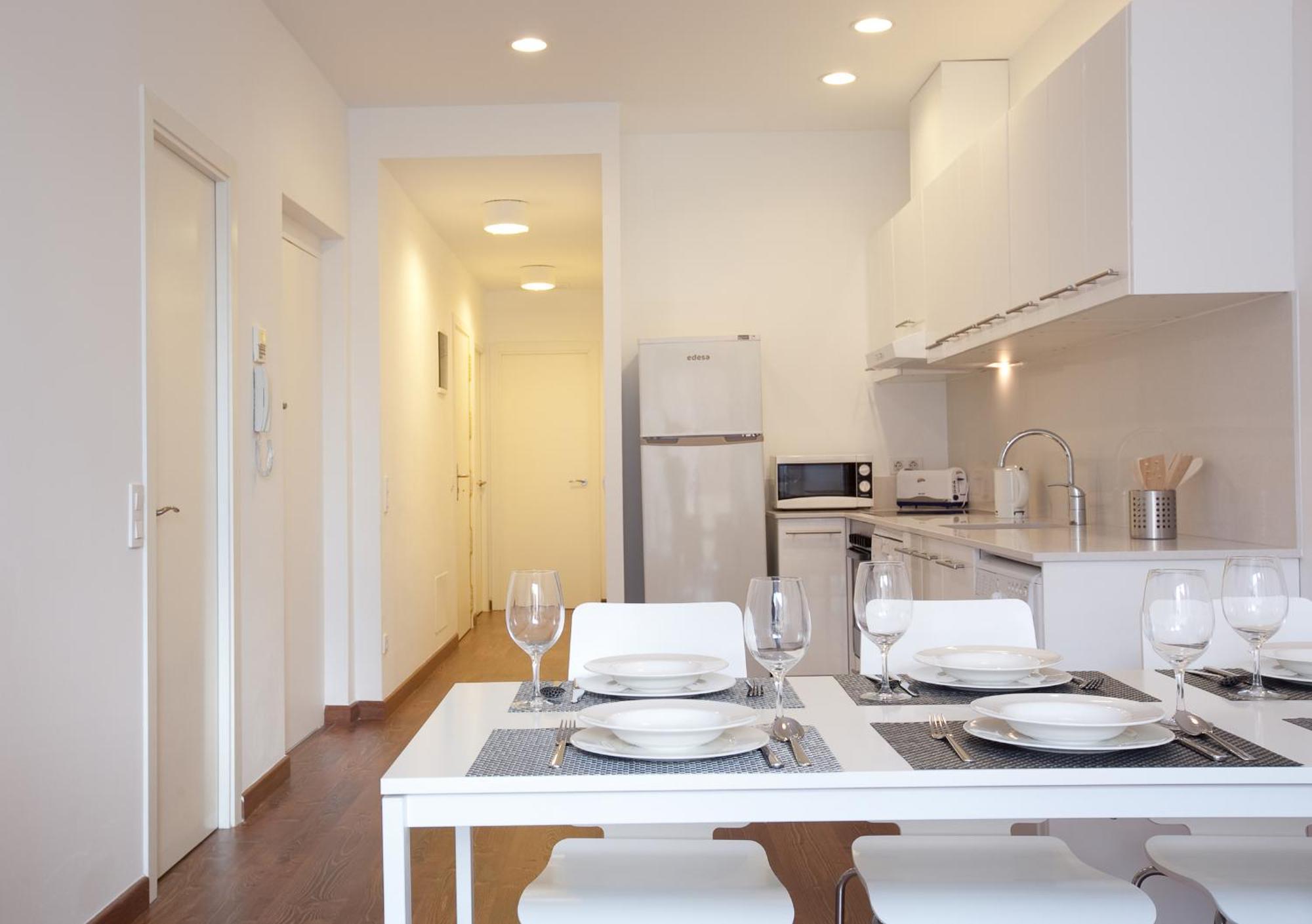 Ab Montjuic Apartment Barcelona Luaran gambar