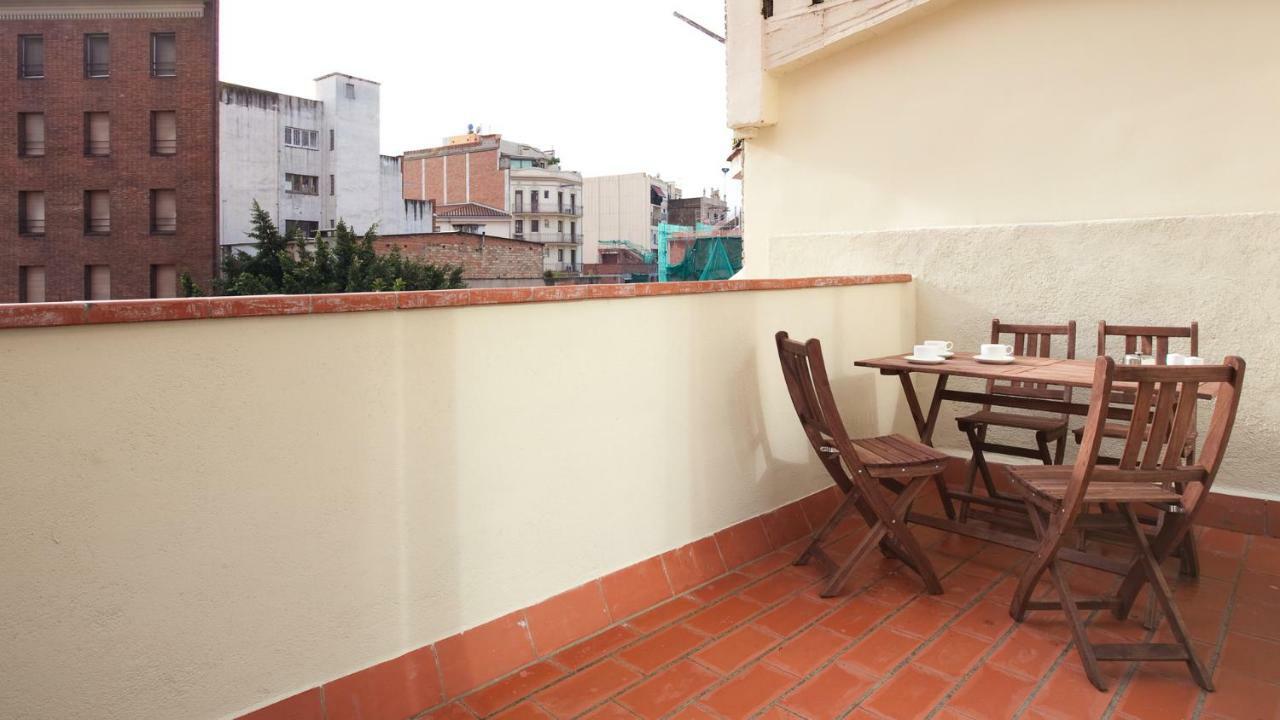 Ab Montjuic Apartment Barcelona Luaran gambar